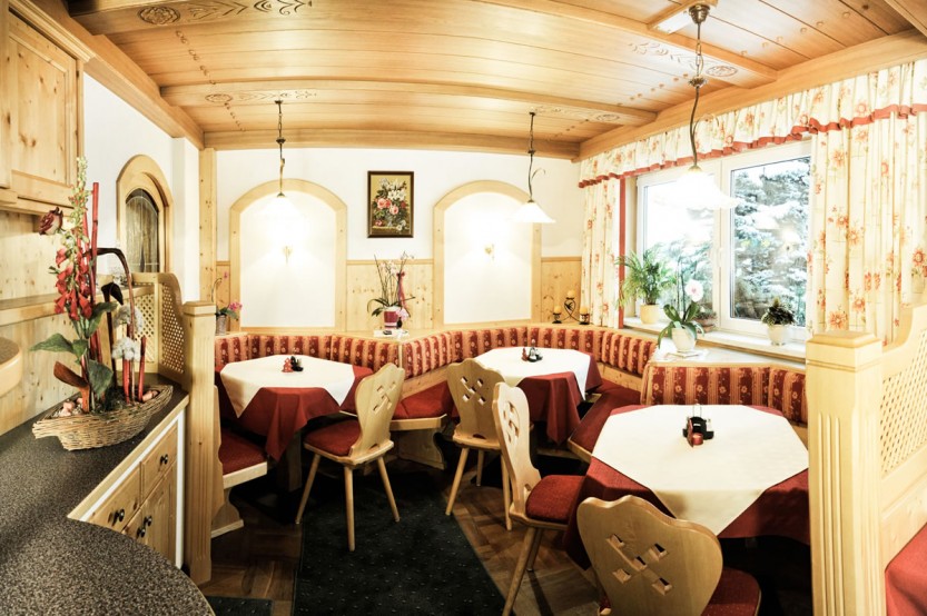 Gaststube in der Pension Alpenglühn © Höflehner