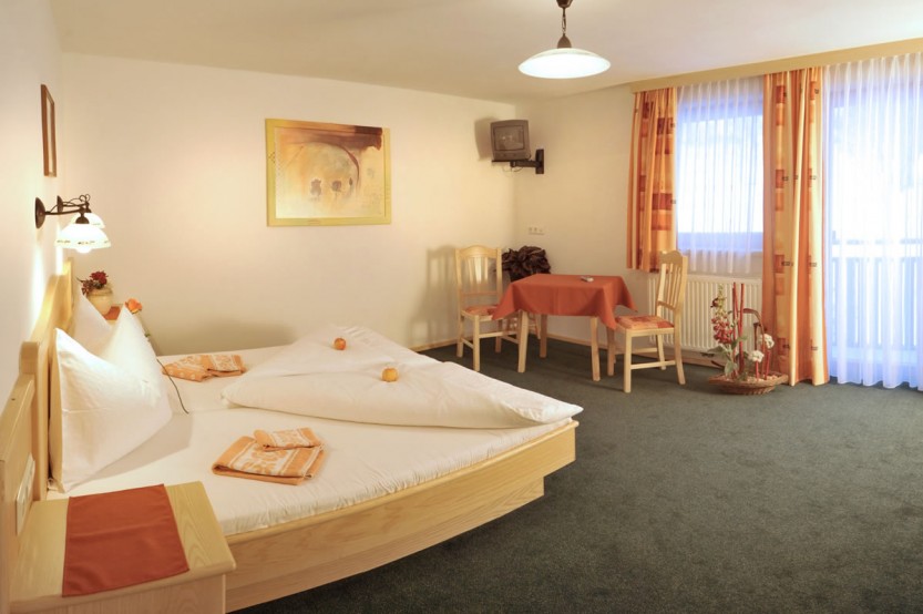 Doppelzimmer mit Balkon 